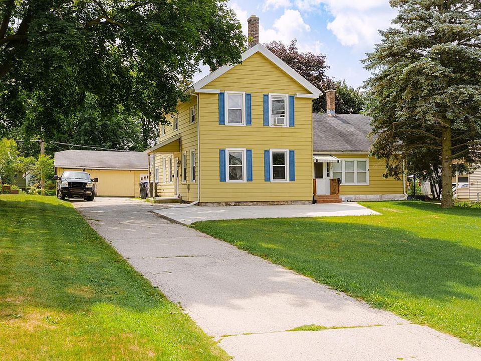 1st image of 821 Eastern AVENUE