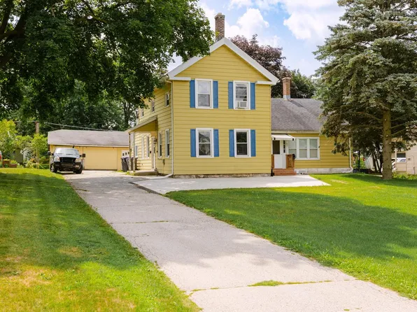 821 Eastern AVENUE, Plymouth, WI 53073