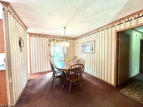 5th image of 8280 Woodhill Dr