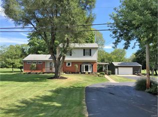 7950 Dog Leg Rd, Dayton, OH 45414