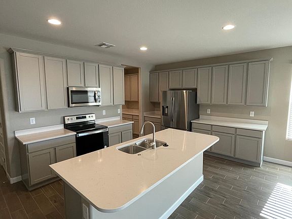 4th image of 4328 W Desert Ln
