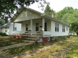 329 S Mechanic St, Macomb, IL 61455