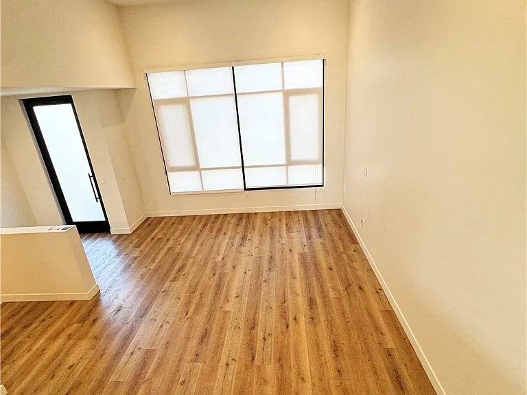 501 N Santa Anita Ave #D — Photo 35