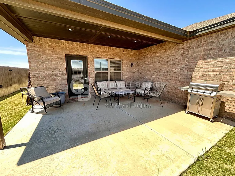 10317 Vernon Dr — Photo 23
