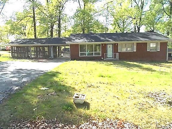 2nd image of 269 Dogwood Ln