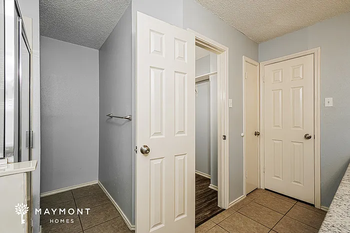 8039 Sunshine Trail Dr — Photo 13