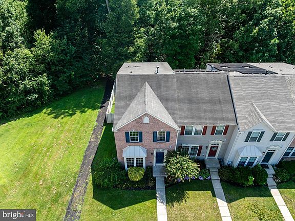 2nd image of 376 Concetta Dr