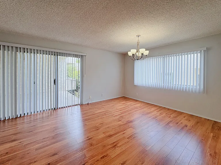1218 Pine St #201 — Photo 7