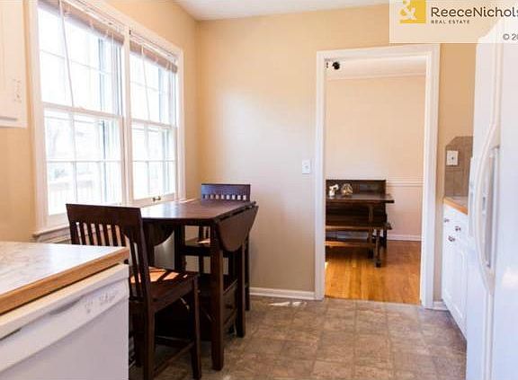5th image of 8709 W 93rd Ter