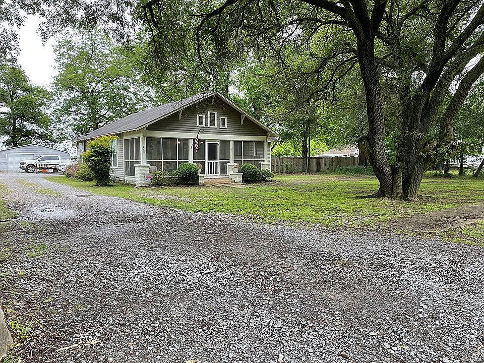 1st image of 226 N Bayou Rd