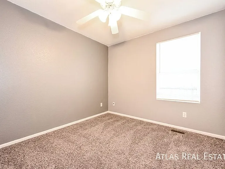 16548 High Desert Way — Photo 12