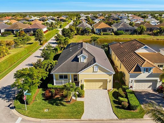 3rd image of 17805 Spanish Harbour Ct