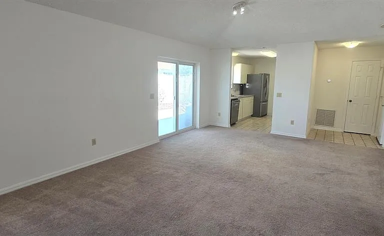 628 Dominguez Dr — Photo 9