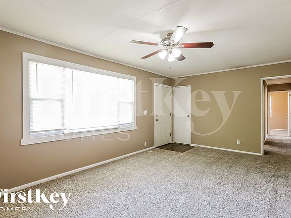 5th image of 3605 NE 54th St