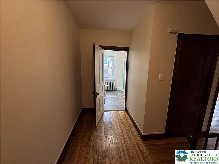 1247 Jackson St — Photo 15