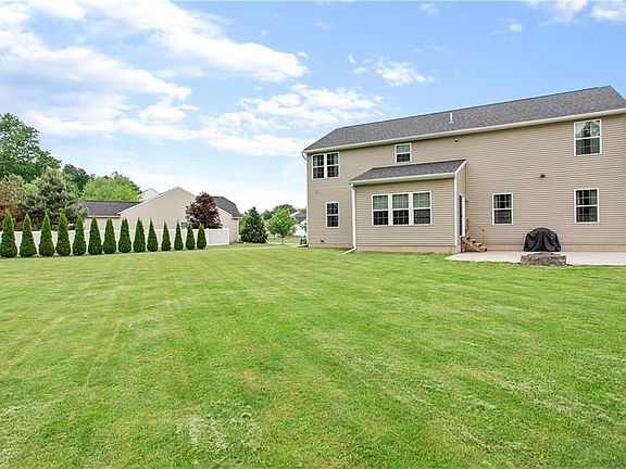 2nd image of 4465 Millstream Dr