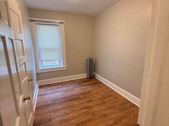 5th image of 129-131 Cherry St