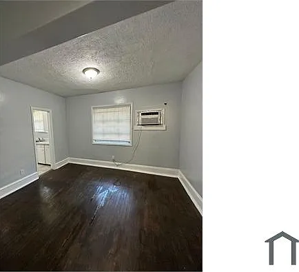 1555 W 7th St — Photo 23