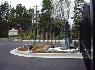 39 Fawn View Ln, Florence, OR 97439