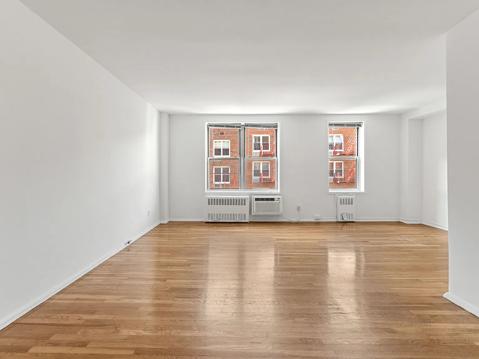25 West 13th Street — Photo 2