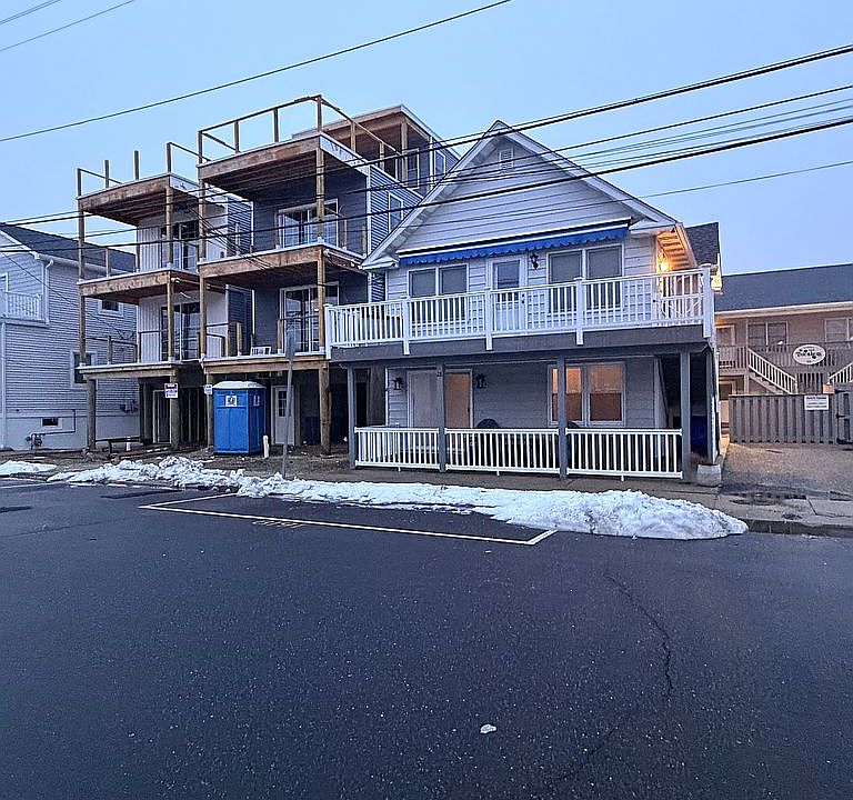 1st image of 28 Hancock Ave #A1