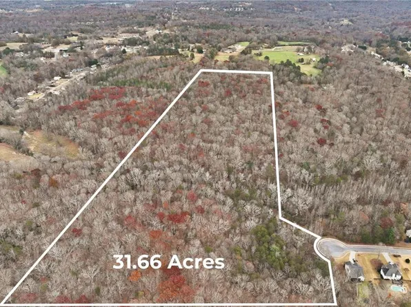 4765 Warwick Dr #113, Gainesville, GA 30506