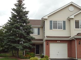 283 Camel Bend Ct, Schaumburg, IL 60194