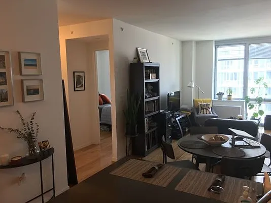 Rented by Nest Seekers International | media 4