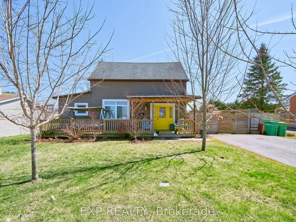 203 McKellar St, Southwest Middlesex, ON N0L 1M0