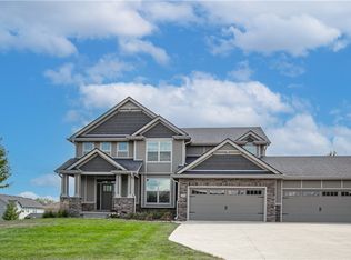 16008 Brookview Dr, Urbandale, IA 50323