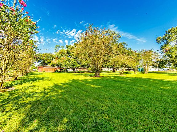 3rd image of 127 Main Project Rd