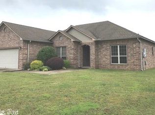 2535 Apple Blossom Ln, Conway, AR 72034