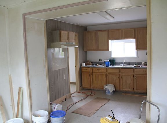 4th image of 532 E Pine Ave