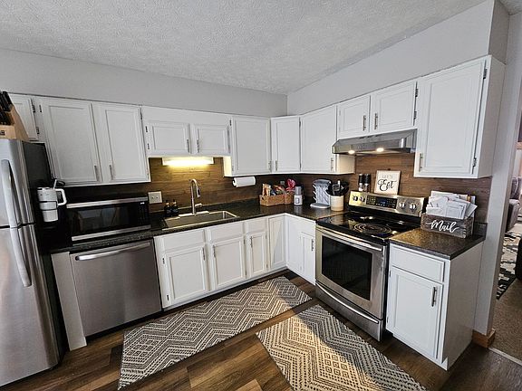 4th image of 710 Grant St