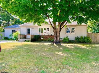 6 Fairview Dr, Egg Harbor Township, NJ 08234