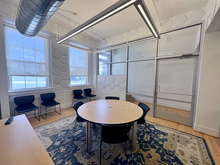 609 Market St E #107 — Photo 24