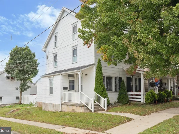 253 E 8th Ave, Conshohocken, PA 19428