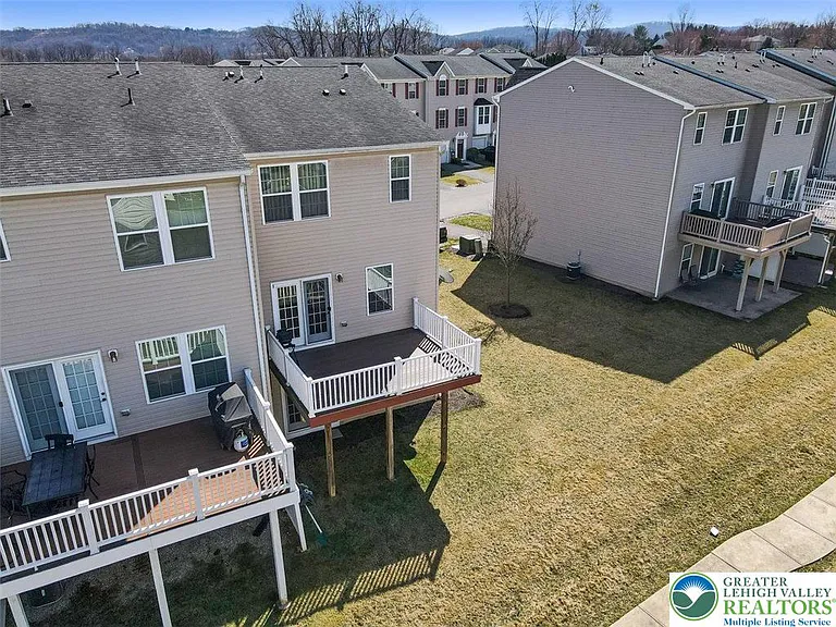 10 White Rose Ln — Photo 5