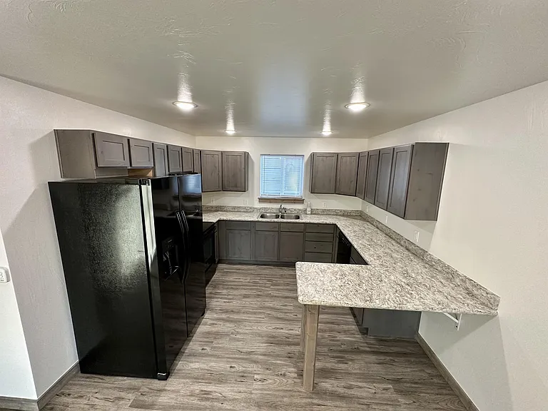59 Dunbar Ave #1 — Photo 6