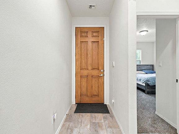 3rd image of 2610 Camino Plata Loop NE