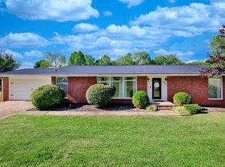 934 Maple Lane, Sistersville, WV 26175