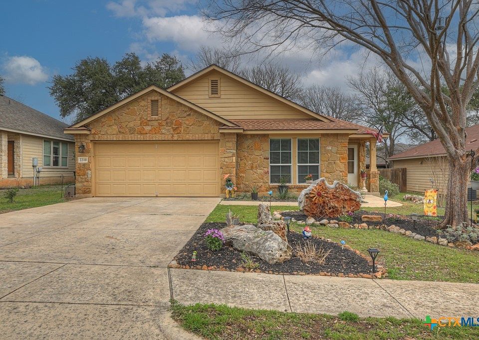 1st image of 2210 Meadow View Dr