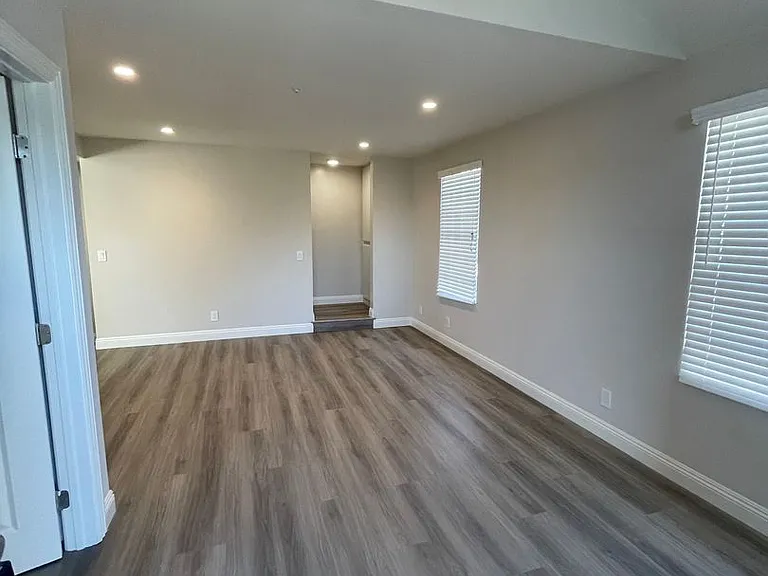 925 S Benito Ave — Photo 3