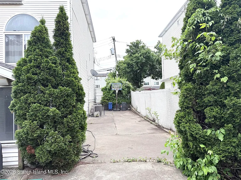 149 Wirt Ave — Photo 19