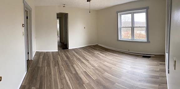 2nd image of 254 N McKinnis St