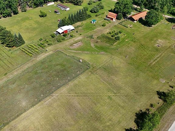 3rd image of 3788 Mast Rd