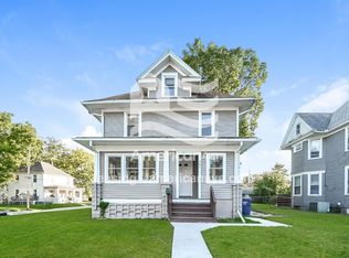 501 W 17th St, Davenport, IA 52803