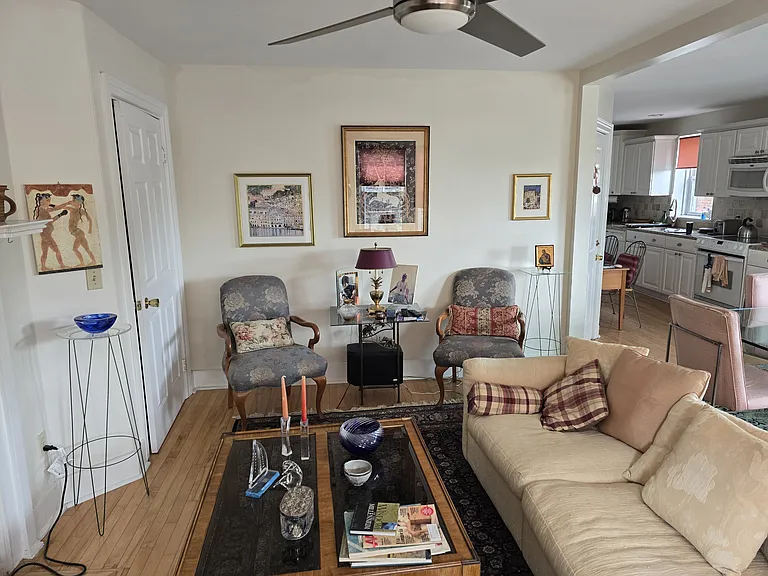 3 Walker St #33 — Photo 2