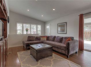 2996 S Logan St, Englewood, CO 80113