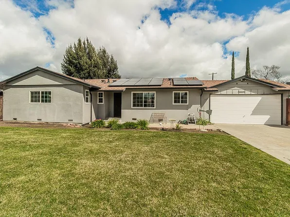 5747 E Bernadine Dr, Fresno, CA 93727